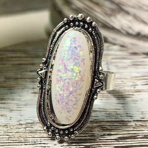 3243 Vintage-Inspired Silver Ring with Iridescent Acrylic Center